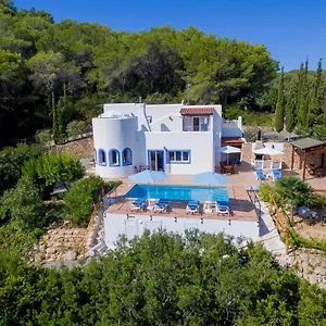 Villa Charming With Pool, Toni Mateu., Sant Carles de Peralta